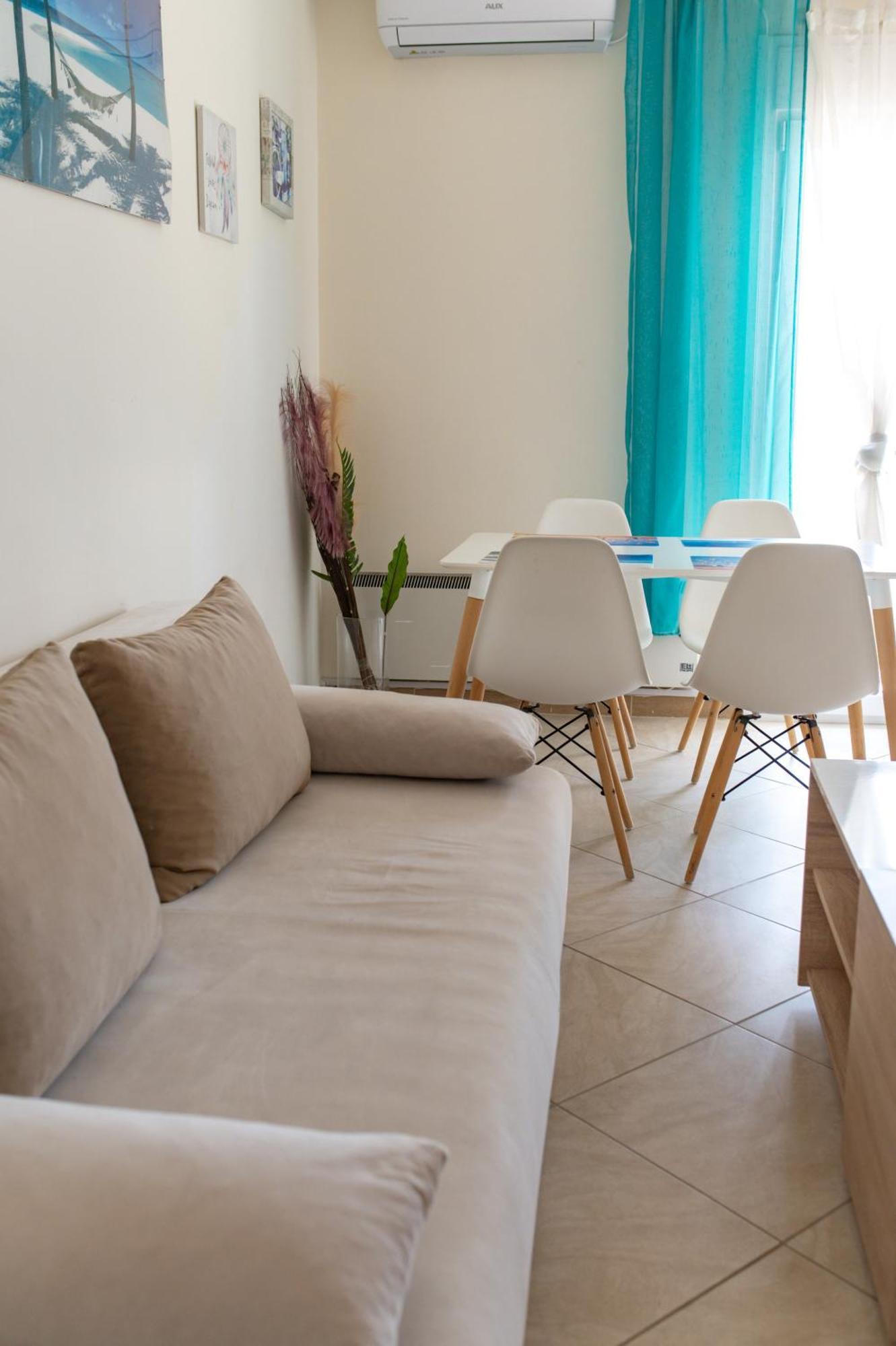 Exotic Apartment In The Center Alexandroupolis Bagian luar foto